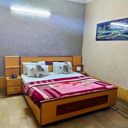 Karachi Motel Экстерьер фото
